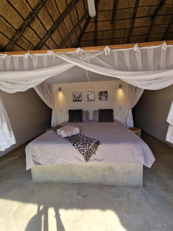 Pata Pata House Villa Marloth Park Buitenkant foto